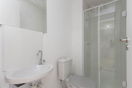 Apartamento para alugar com 29m², 2 quartos e sem vaga Apartamento para alugar com 29m², 2 quartos e sem vagaBanheiro
