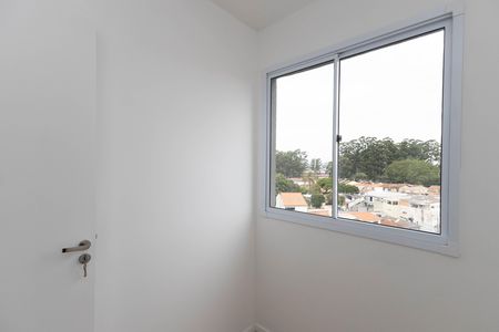 Quarto 2 de apartamento para alugar com 2 quartos, 29m² em Vila Nilo, São Paulo