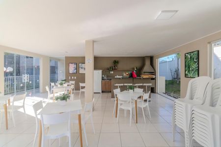 Apartamento à venda com 50m², 2 quartos e 1 vaga Apartamento à venda com 50m², 2 quartos e 1 vagaÁrea comum - Salão de festas