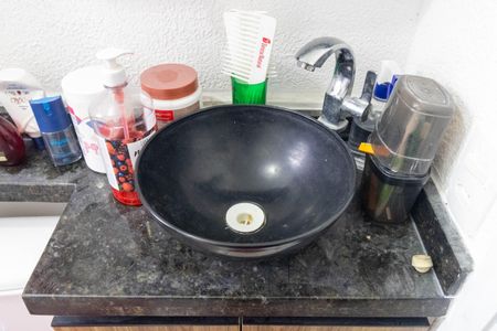 Apartamento à venda com 50m², 2 quartos e 1 vaga Apartamento à venda com 50m², 2 quartos e 1 vagaBanheiro