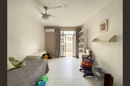 Casa para alugar com 369m², 5 quartos e 2 vagas