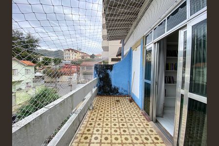 Casa para alugar com 369m², 5 quartos e 2 vagas
