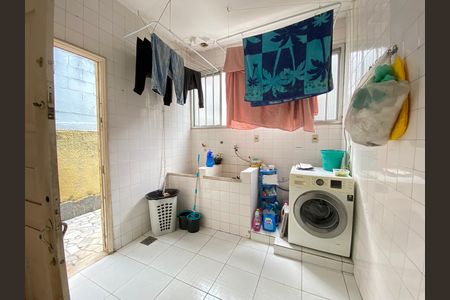 Casa para alugar com 369m², 5 quartos e 2 vagas