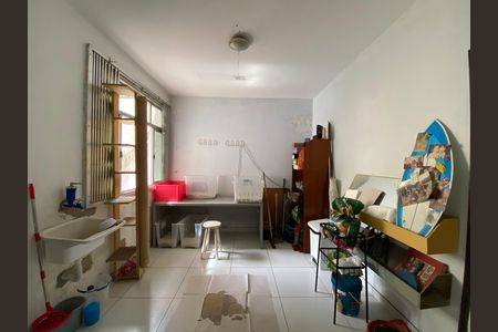 Casa para alugar com 369m², 5 quartos e 2 vagas