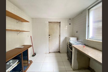 Casa para alugar com 369m², 5 quartos e 2 vagas