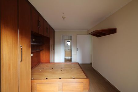Casa para alugar com 170m², 3 quartos e 4 vagas Casa para alugar com 170m², 3 quartos e 4 vagasSuíte