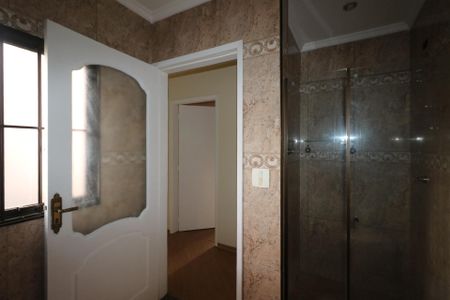 Casa para alugar com 170m², 3 quartos e 4 vagas Casa para alugar com 170m², 3 quartos e 4 vagasBanheiro