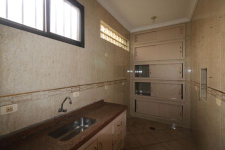 Casa para alugar com 170m², 3 quartos e 4 vagas Casa para alugar com 170m², 3 quartos e 4 vagasCozinha