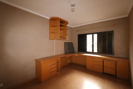 Casa para alugar com 170m², 3 quartos e 4 vagas Casa para alugar com 170m², 3 quartos e 4 vagasQuarto 2