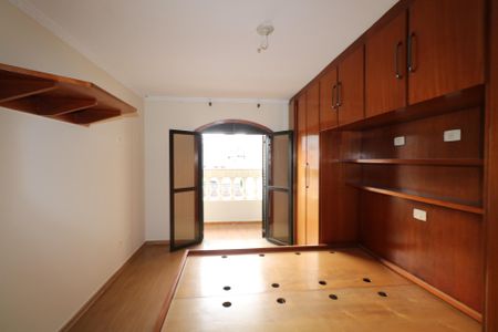 Casa para alugar com 170m², 3 quartos e 4 vagas Casa para alugar com 170m², 3 quartos e 4 vagasSuíte