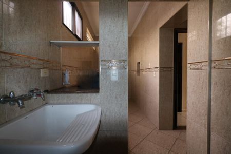 Casa para alugar com 170m², 3 quartos e 4 vagas Casa para alugar com 170m², 3 quartos e 4 vagasÁrea de Serviço