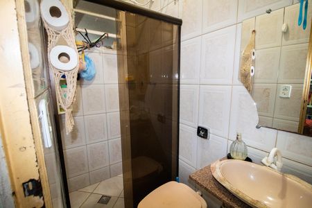 Casa de condomínio à venda com 60m², 2 quartos e sem vaga Casa de condomínio à venda com 60m², 2 quartos e sem vagaBanheiro Social