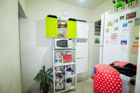 Casa de condomínio à venda com 60m², 2 quartos e sem vaga Casa de condomínio à venda com 60m², 2 quartos e sem vagaCozinha