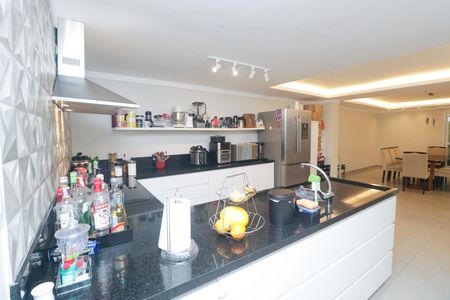 Cozinha de casa à venda com 4 quartos, 250m² em Santa Terezinha, Santo André