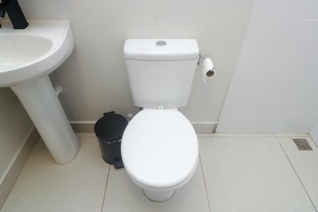 Casa à venda com 250m², 4 quartos e 2 vagas Casa à venda com 250m², 4 quartos e 2 vagasBanheiro da Área gourmet
