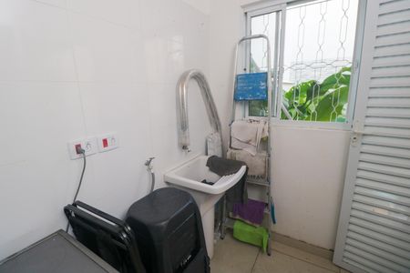 Casa à venda com 250m², 4 quartos e 2 vagas Casa à venda com 250m², 4 quartos e 2 vagasÁrea de Serviço