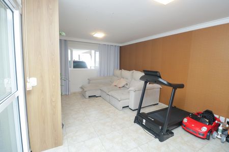 Sala de casa à venda com 4 quartos, 250m² em Santa Terezinha, Santo André