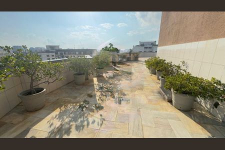 Apartamento à venda com 42m², 1 quarto e 1 vaga