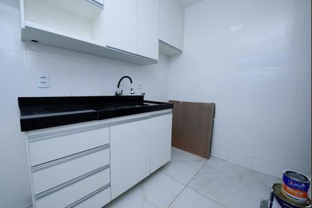 Apartamento para alugar com 46m², 2 quartos e 1 vaga Apartamento para alugar com 46m², 2 quartos e 1 vagaCozinha e Área de Serviço