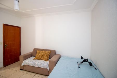 Sala de apartamento à venda com 2 quartos, 78m² em Alvorada, Contagem
