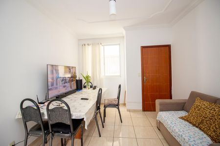 Sala de apartamento à venda com 2 quartos, 78m² em Alvorada, Contagem