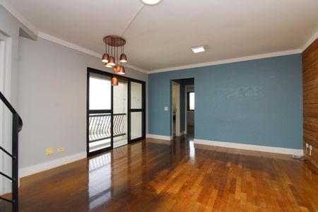 Sala  de apartamento para alugar com 2 quartos, 140m² em Chácara Agrindus, Taboão da Serra