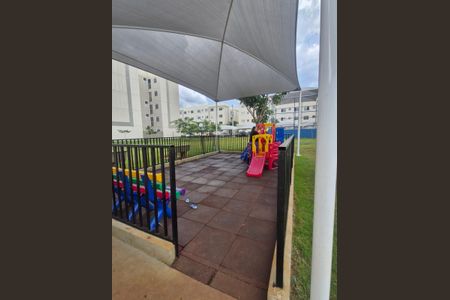Apartamento para alugar com 74m², 2 quartos e 1 vagaárea comum