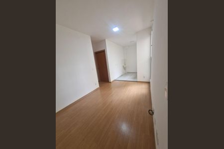 Apartamento para alugar com 74m², 2 quartos e 1 vagaSala