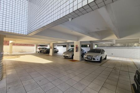 Apartamento para alugar com 69m², 2 quartos e 1 vaga Apartamento para alugar com 69m², 2 quartos e 1 vagaGaragem