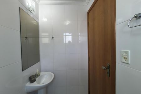 Apartamento para alugar com 69m², 2 quartos e 1 vaga Apartamento para alugar com 69m², 2 quartos e 1 vagaBanheiro da Suíte
