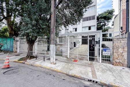 Apartamento à venda com 134m², 3 quartos e 2 vagas Apartamento à venda com 134m², 3 quartos e 2 vagasFachada com Plaquinha
