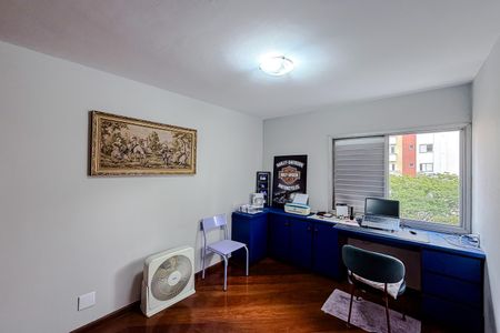Apartamento à venda com 134m², 3 quartos e 2 vagas Apartamento à venda com 134m², 3 quartos e 2 vagasQuarto 1
