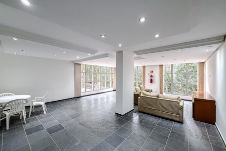 Apartamento à venda com 134m², 3 quartos e 2 vagas Apartamento à venda com 134m², 3 quartos e 2 vagasÁrea comum - Salão de festas