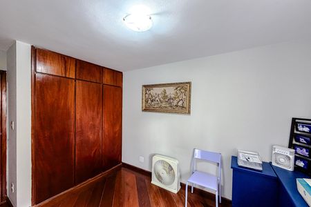 Apartamento à venda com 134m², 3 quartos e 2 vagas Apartamento à venda com 134m², 3 quartos e 2 vagasQuarto 1