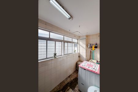 Apartamento à venda com 134m², 3 quartos e 2 vagas Apartamento à venda com 134m², 3 quartos e 2 vagasÁrea de Serviço