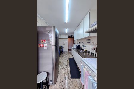 Apartamento à venda com 134m², 3 quartos e 2 vagas Apartamento à venda com 134m², 3 quartos e 2 vagasCozinha