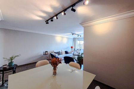 Sala de apartamento à venda com 3 quartos, 134m² em Vila Monumento, São Paulo
