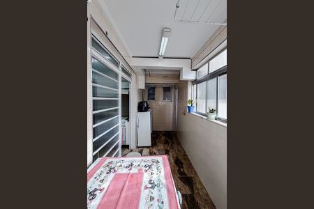 Apartamento à venda com 134m², 3 quartos e 2 vagas Apartamento à venda com 134m², 3 quartos e 2 vagasÁrea de Serviço