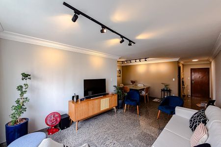 Apartamento à venda com 134m², 3 quartos e 2 vagas Apartamento à venda com 134m², 3 quartos e 2 vagasSala
