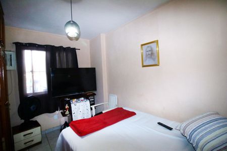 Apartamento à venda com 80m², 3 quartos e 1 vagaQuarto 2