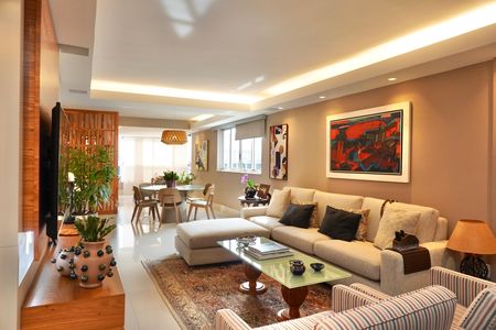 Sala  de apartamento à venda com 3 quartos, 151m² em Lourdes, Belo Horizonte