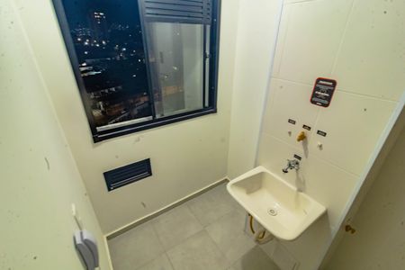 Apartamento para alugar com 39m², 2 quartos e sem vaga Apartamento para alugar com 39m², 2 quartos e sem vagaÁrea de serviço