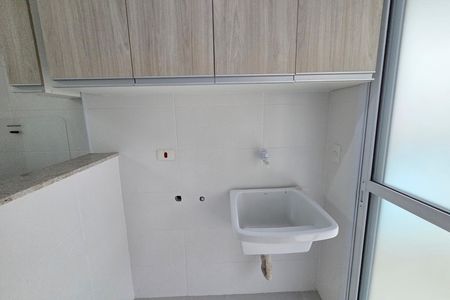 Área de Serviço de apartamento para alugar com 2 quartos, 83m² em Vila Tupi, Praia Grande