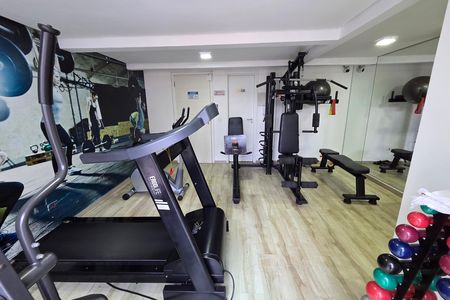 Apartamento para alugar com 83m², 2 quartos e 1 vaga Apartamento para alugar com 83m², 2 quartos e 1 vagaÁrea comum - Academia