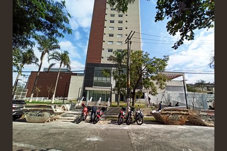 Apartamento para alugar com 70m², 2 quartos e 2 vagas Apartamento para alugar com 70m², 2 quartos e 2 vagasFachada do Prédio