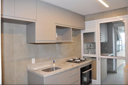 Apartamento para alugar com 70m², 2 quartos e 2 vagas Apartamento para alugar com 70m², 2 quartos e 2 vagasDetalhe - Cozinha Americana