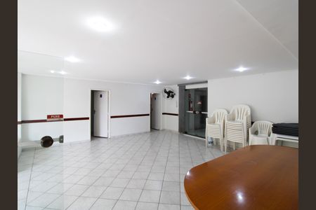 Apartamento à venda com 55m², 2 quartos e 1 vaga Apartamento à venda com 55m², 2 quartos e 1 vagaÁrea comum - Salão de festas