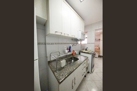 Apartamento à venda com 55m², 2 quartos e 1 vaga Apartamento à venda com 55m², 2 quartos e 1 vagaCozinha