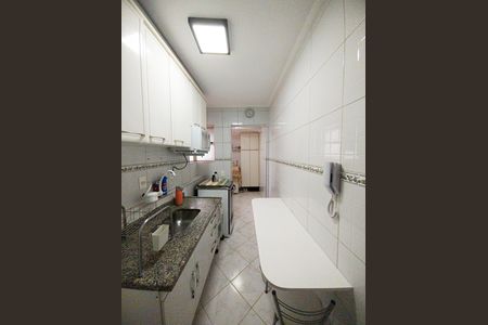 Apartamento à venda com 55m², 2 quartos e 1 vaga Apartamento à venda com 55m², 2 quartos e 1 vagaCozinha