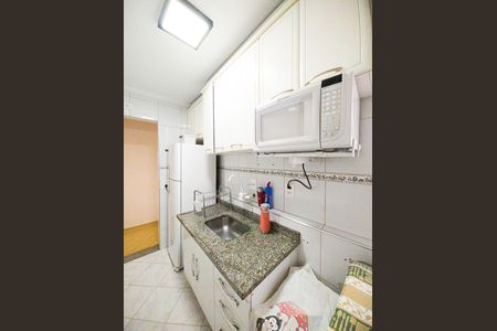 Apartamento à venda com 55m², 2 quartos e 1 vaga Apartamento à venda com 55m², 2 quartos e 1 vagaCozinha
